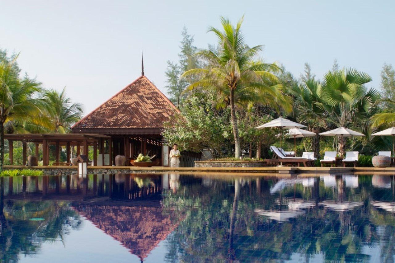 Tanjong Jara Resort, Terengganu - A Small Luxury Hotels Of The World Dungun Bagian luar foto The pool at the Four Seasons Resort