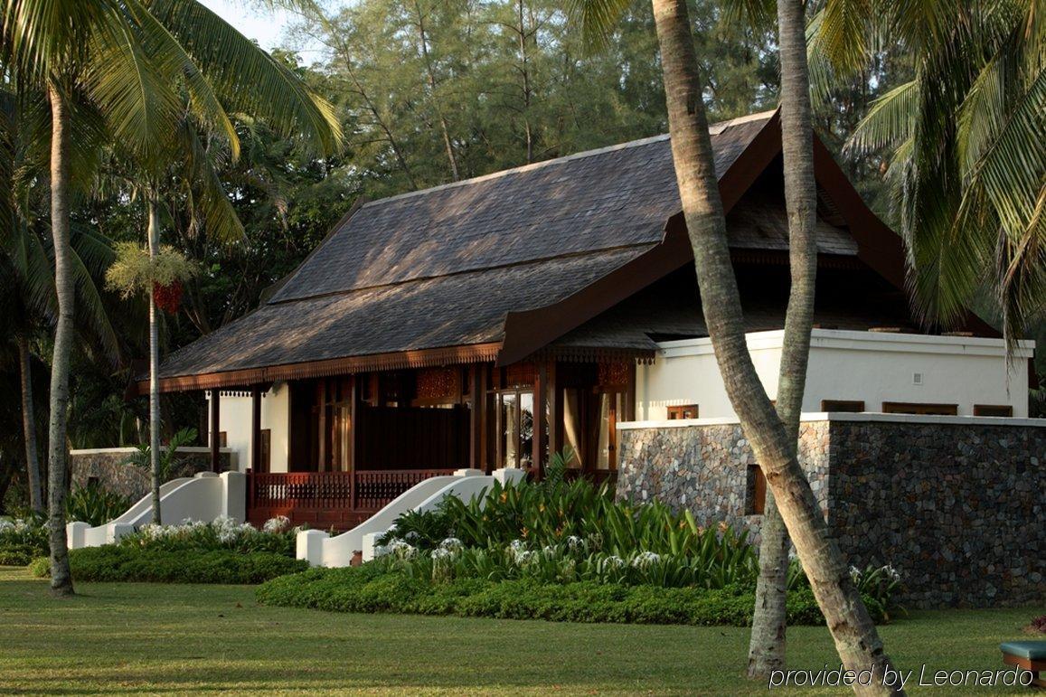 Tanjong Jara Resort, Terengganu - A Small Luxury Hotels Of The World Dungun Bagian luar foto A villa at the resort
