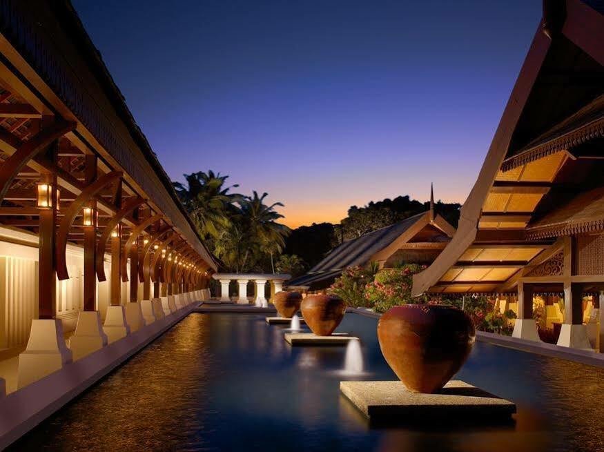 Tanjong Jara Resort, Terengganu - A Small Luxury Hotels Of The World Dungun Bagian luar foto The resort's main lobby